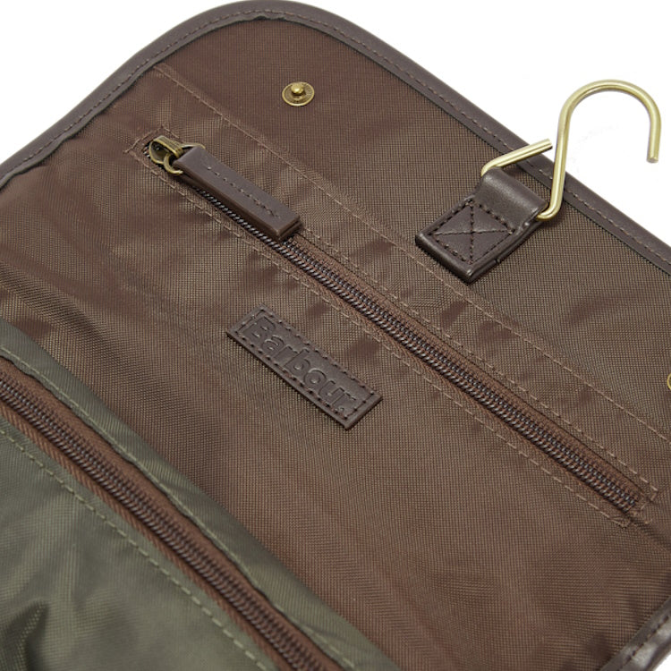 Barbour Wax Hanging Washbag - Olive