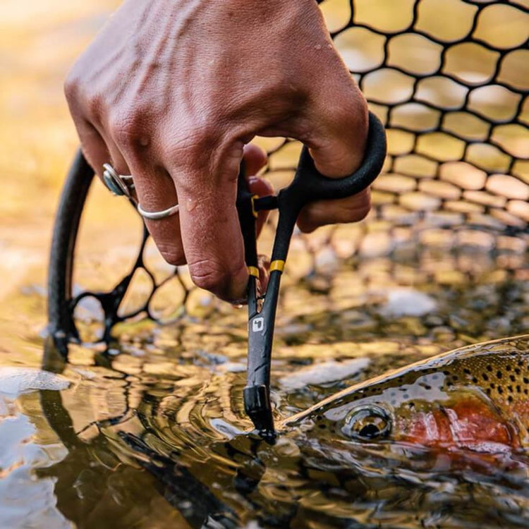 Loon Rogue Hook Removal Forceps