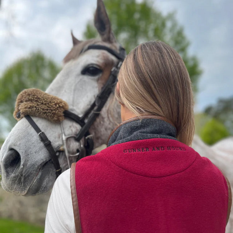 Gunner and Hound Ladies Tweed Incorporated Gilet - Cranberry