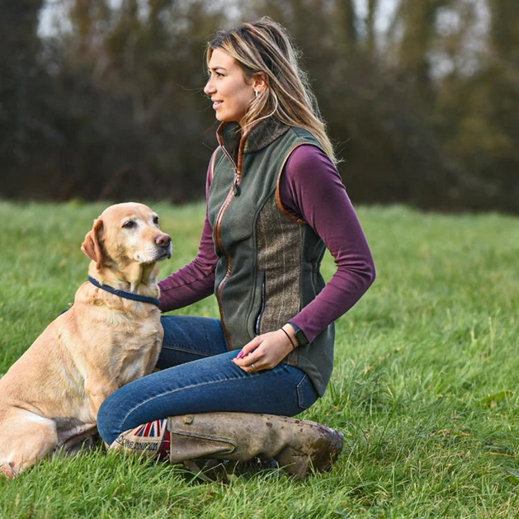 Gunner and Hound Ladies Tweed Incorporated Gilet - Forest Green