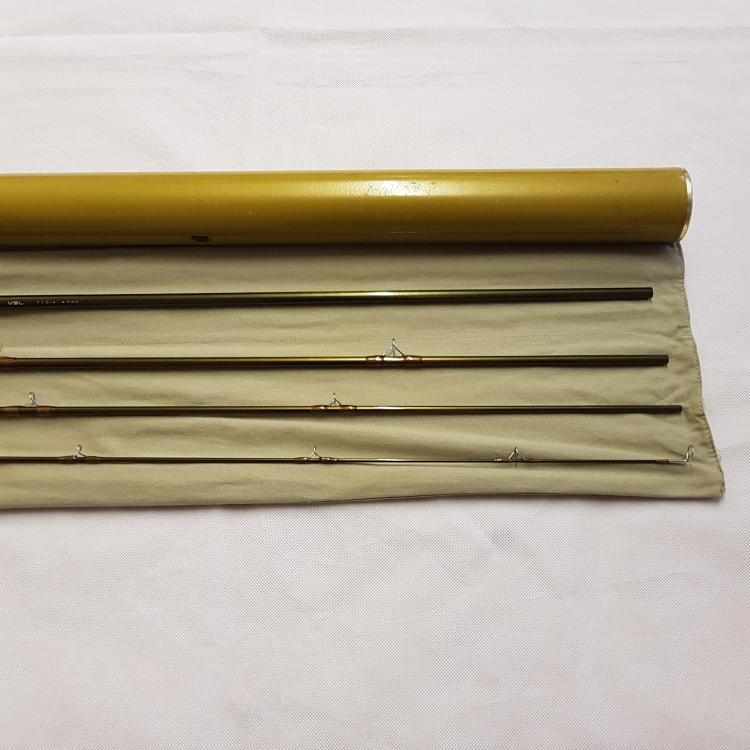 USED 9ft 0in Guideline Stoked 5 Line 4 Piece River Fly Rod (438)
